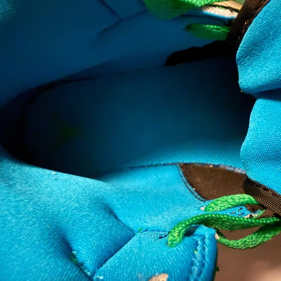 Authentic Nike Air Jordan 1 MID Green and Blue Sneaker Women size 11 Men size9.5 - Picture 10 of 13